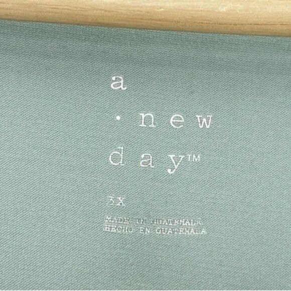 A New Day Plus Size Muted Green Lyocell Blend Round Neck Shirt Sz 3x‎ Modest - Picture 5 of 9